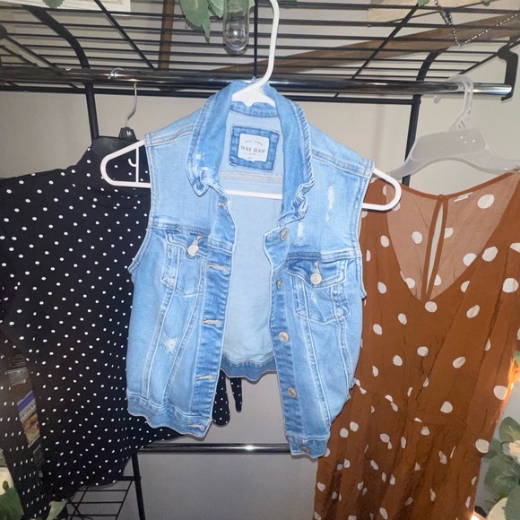 Polka dot romper - Picture 3 of 6